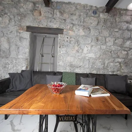 Apartment Loft Rooftop Garden By The Artspace Opatija